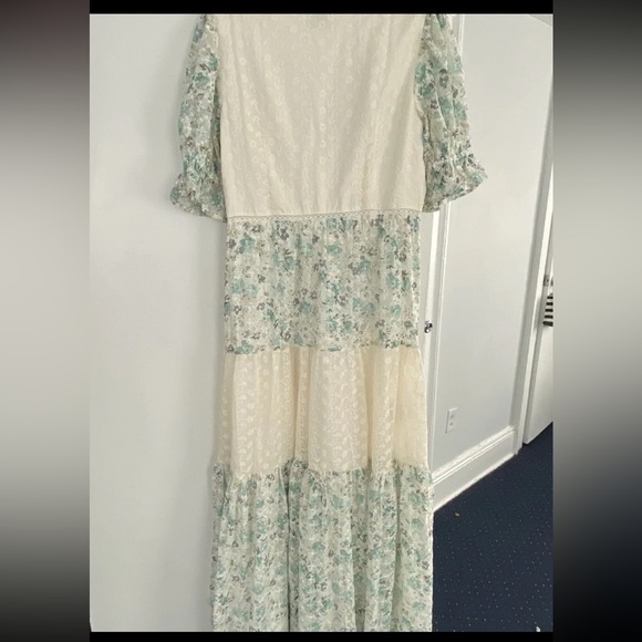 Asos Design Eyelet Tiered Midi Tea Dress In Mixed Ditsy Print size 10 - Picture 6 of 8